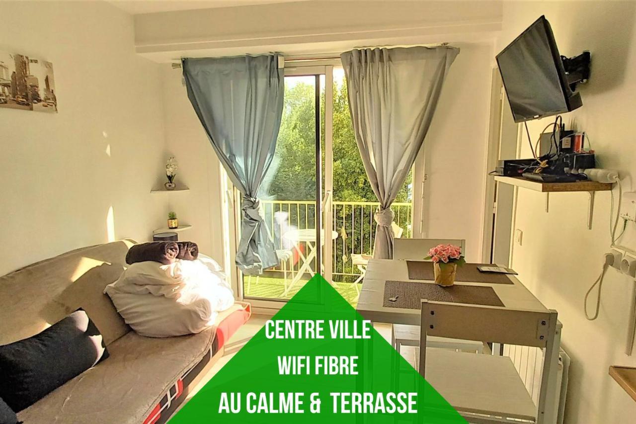 Au petit repère palois -studio - centre ville-balcon-WIFI FIBRE Pau Esterno foto